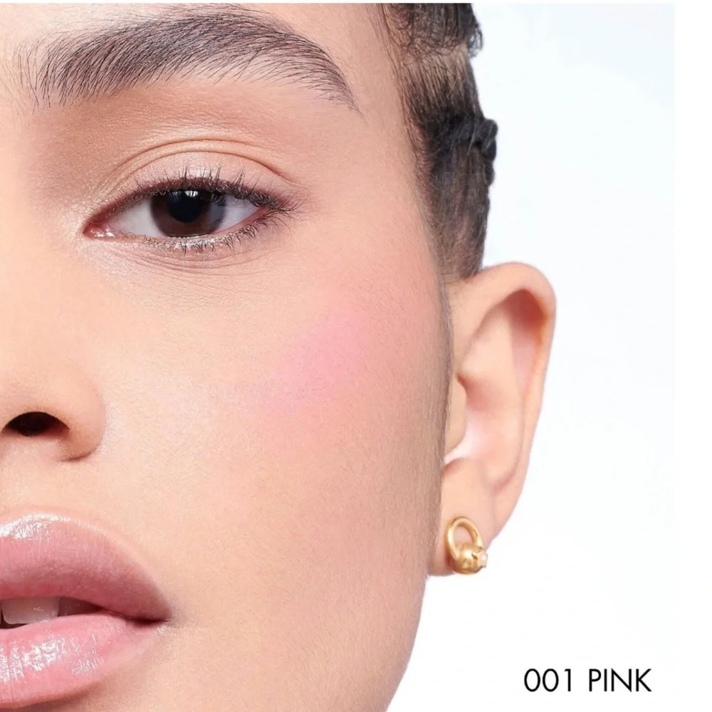 🌸 DIOR Rosy Glow Blush - 001 Pink